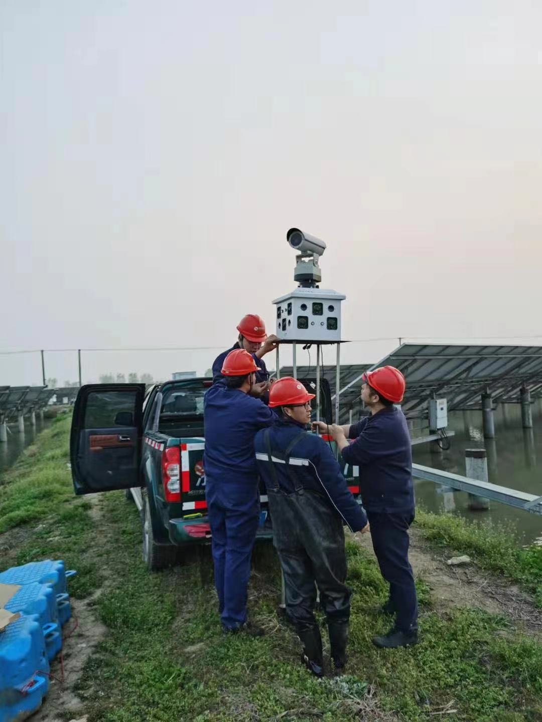 激光陣列式驅(qū)鳥器在湖州某光伏發(fā)電有限公司安裝完成